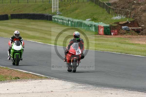 enduro digital images, endurodigitalimages, event digital images, eventdigitalimages, no limits, peter wileman photography, racing digital images, trackday digital images, trackday photos, vmcc banbury run