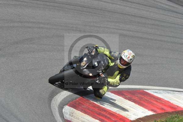 enduro digital images, endurodigitalimages, event digital images, eventdigitalimages, no limits, peter wileman photography, racing digital images, trackday digital images, trackday photos, vmcc banbury run