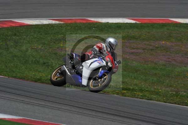 enduro digital images, endurodigitalimages, event digital images, eventdigitalimages, no limits, peter wileman photography, racing digital images, trackday digital images, trackday photos, vmcc banbury run