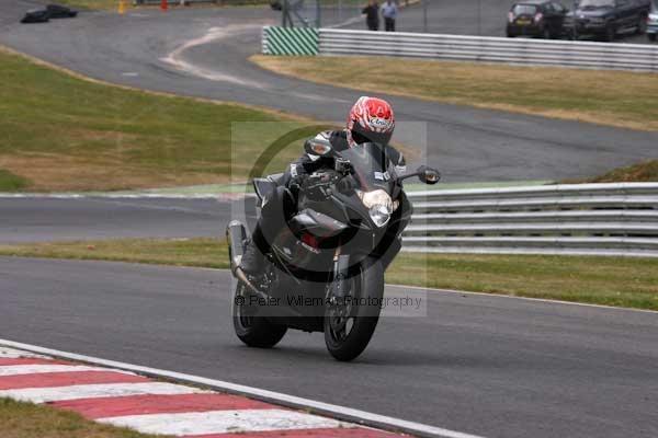 enduro digital images, endurodigitalimages, event digital images, eventdigitalimages, no limits, peter wileman photography, racing digital images, trackday digital images, trackday photos, vmcc banbury run