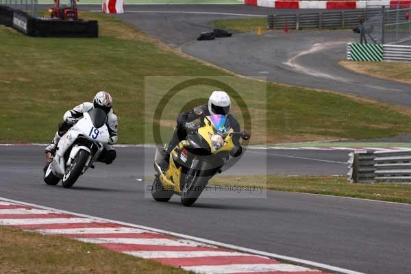 enduro digital images, endurodigitalimages, event digital images, eventdigitalimages, no limits, peter wileman photography, racing digital images, trackday digital images, trackday photos, vmcc banbury run