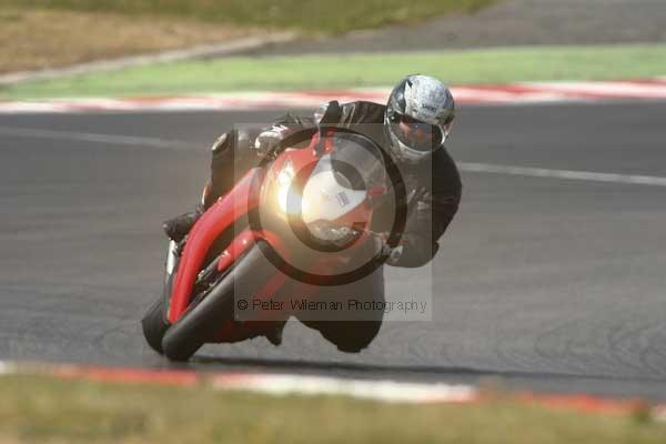 enduro digital images, endurodigitalimages, event digital images, eventdigitalimages, no limits, peter wileman photography, racing digital images, trackday digital images, trackday photos, vmcc banbury run