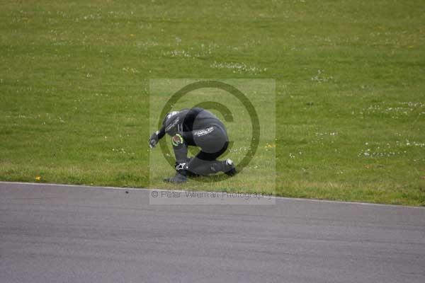 enduro digital images, endurodigitalimages, event digital images, eventdigitalimages, no limits, peter wileman photography, racing digital images, trackday digital images, trackday photos, vmcc banbury run