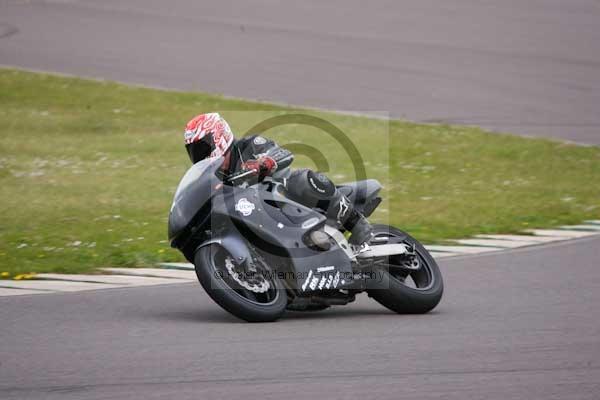 enduro digital images, endurodigitalimages, event digital images, eventdigitalimages, no limits, peter wileman photography, racing digital images, trackday digital images, trackday photos, vmcc banbury run