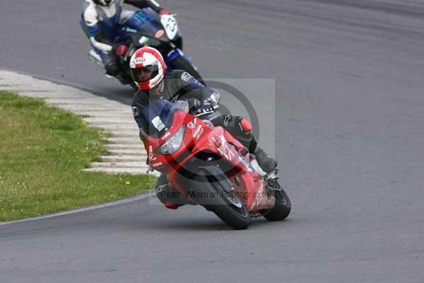 enduro digital images, endurodigitalimages, event digital images, eventdigitalimages, no limits, peter wileman photography, racing digital images, trackday digital images, trackday photos, vmcc banbury run