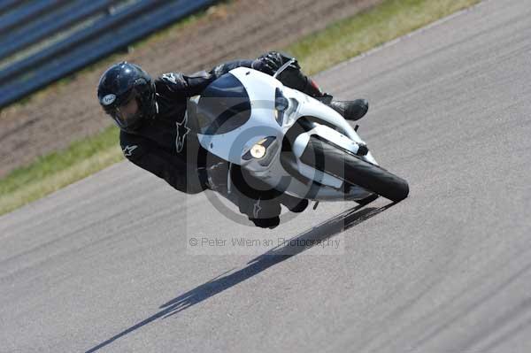 enduro digital images, endurodigitalimages, event digital images, eventdigitalimages, no limits, peter wileman photography, racing digital images, trackday digital images, trackday photos, vmcc banbury run