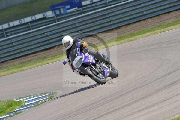 enduro digital images, endurodigitalimages, event digital images, eventdigitalimages, no limits, peter wileman photography, racing digital images, trackday digital images, trackday photos, vmcc banbury run