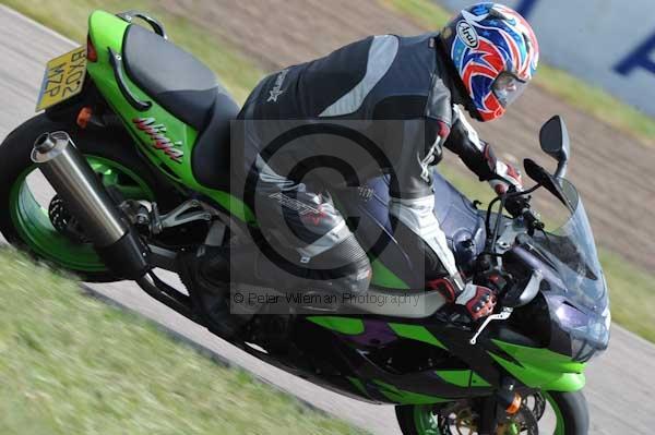 enduro digital images, endurodigitalimages, event digital images, eventdigitalimages, no limits, peter wileman photography, racing digital images, trackday digital images, trackday photos, vmcc banbury run