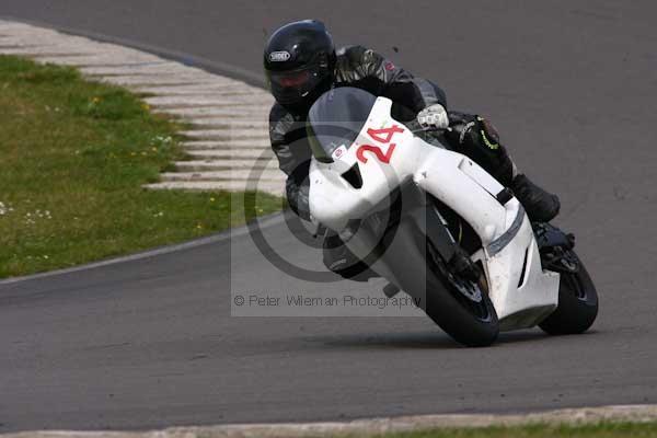 enduro digital images, endurodigitalimages, event digital images, eventdigitalimages, no limits, peter wileman photography, racing digital images, trackday digital images, trackday photos, vmcc banbury run