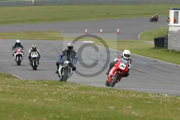 enduro digital images, endurodigitalimages, event digital images, eventdigitalimages, no limits, peter wileman photography, racing digital images, trackday digital images, trackday photos, vmcc banbury run