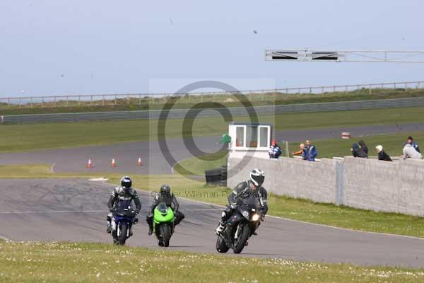 enduro digital images, endurodigitalimages, event digital images, eventdigitalimages, no limits, peter wileman photography, racing digital images, trackday digital images, trackday photos, vmcc banbury run