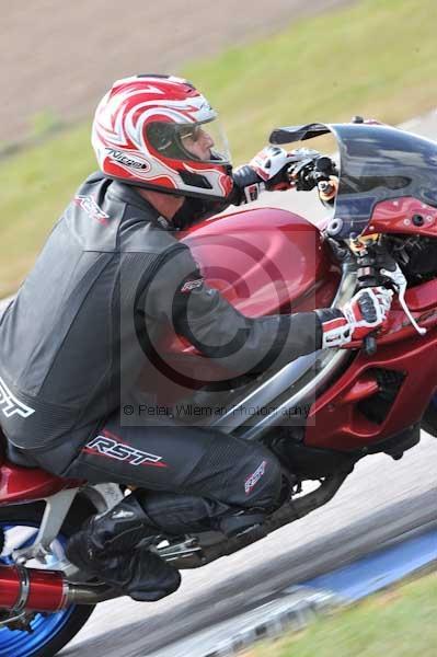 enduro digital images, endurodigitalimages, event digital images, eventdigitalimages, no limits, peter wileman photography, racing digital images, trackday digital images, trackday photos, vmcc banbury run