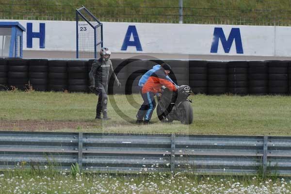 enduro digital images, endurodigitalimages, event digital images, eventdigitalimages, no limits, peter wileman photography, racing digital images, trackday digital images, trackday photos, vmcc banbury run