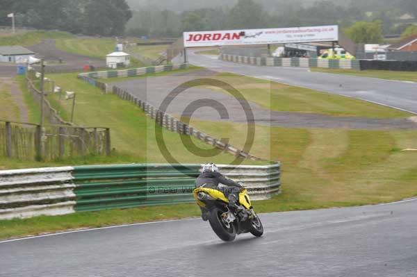 enduro digital images, endurodigitalimages, event digital images, eventdigitalimages, no limits, peter wileman photography, racing digital images, trackday digital images, trackday photos, vmcc banbury run