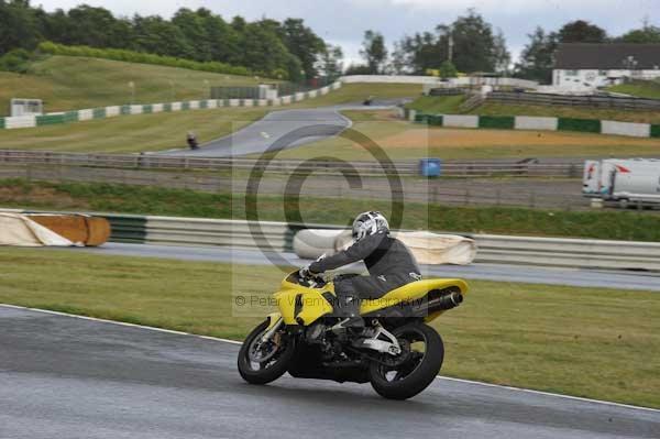 enduro digital images, endurodigitalimages, event digital images, eventdigitalimages, no limits, peter wileman photography, racing digital images, trackday digital images, trackday photos, vmcc banbury run