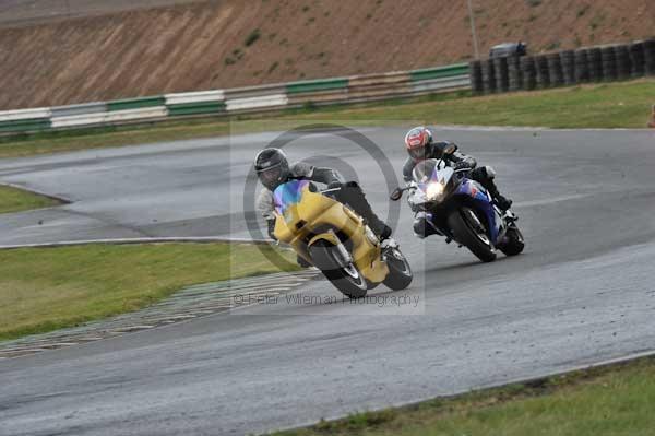 enduro digital images, endurodigitalimages, event digital images, eventdigitalimages, no limits, peter wileman photography, racing digital images, trackday digital images, trackday photos, vmcc banbury run