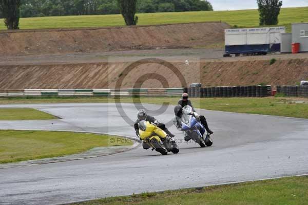 enduro digital images, endurodigitalimages, event digital images, eventdigitalimages, no limits, peter wileman photography, racing digital images, trackday digital images, trackday photos, vmcc banbury run