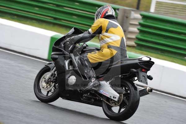 enduro digital images, endurodigitalimages, event digital images, eventdigitalimages, no limits, peter wileman photography, racing digital images, trackday digital images, trackday photos, vmcc banbury run