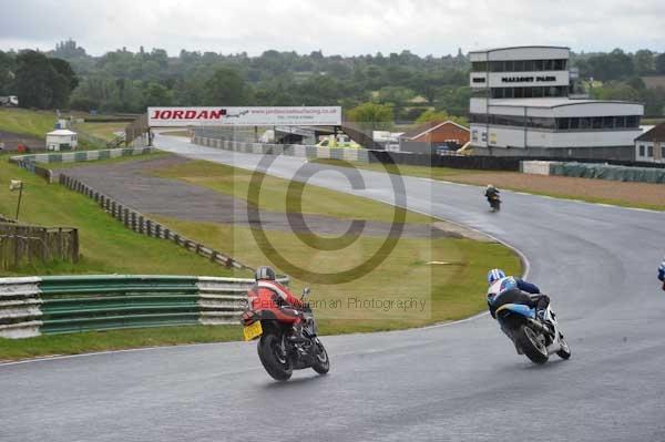 enduro digital images, endurodigitalimages, event digital images, eventdigitalimages, no limits, peter wileman photography, racing digital images, trackday digital images, trackday photos, vmcc banbury run