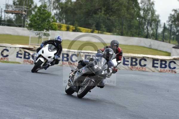 enduro digital images, endurodigitalimages, event digital images, eventdigitalimages, no limits, peter wileman photography, racing digital images, trackday digital images, trackday photos, vmcc banbury run