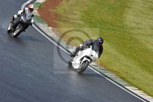 enduro digital images, endurodigitalimages, event digital images, eventdigitalimages, no limits, peter wileman photography, racing digital images, trackday digital images, trackday photos, vmcc banbury run