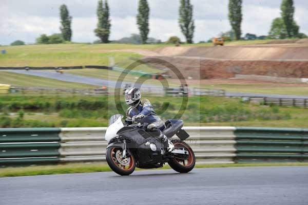 enduro digital images, endurodigitalimages, event digital images, eventdigitalimages, no limits, peter wileman photography, racing digital images, trackday digital images, trackday photos, vmcc banbury run