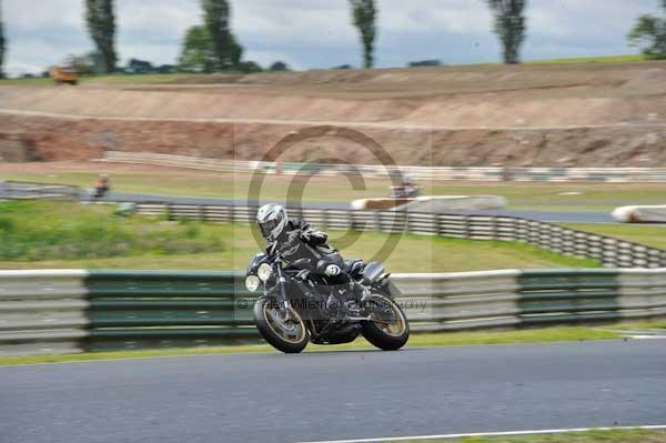 enduro digital images, endurodigitalimages, event digital images, eventdigitalimages, no limits, peter wileman photography, racing digital images, trackday digital images, trackday photos, vmcc banbury run