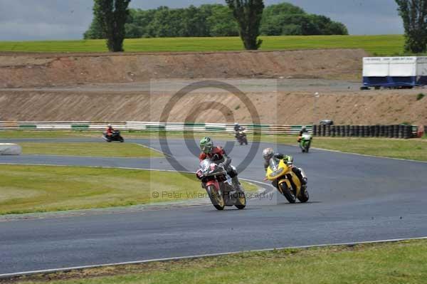 enduro digital images, endurodigitalimages, event digital images, eventdigitalimages, no limits, peter wileman photography, racing digital images, trackday digital images, trackday photos, vmcc banbury run