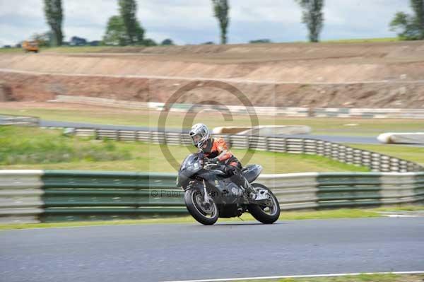 enduro digital images, endurodigitalimages, event digital images, eventdigitalimages, no limits, peter wileman photography, racing digital images, trackday digital images, trackday photos, vmcc banbury run