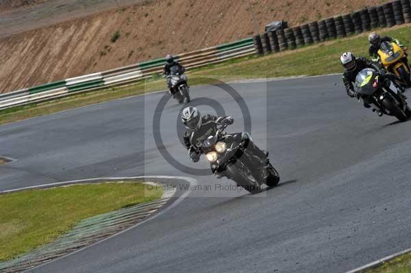 enduro digital images, endurodigitalimages, event digital images, eventdigitalimages, no limits, peter wileman photography, racing digital images, trackday digital images, trackday photos, vmcc banbury run