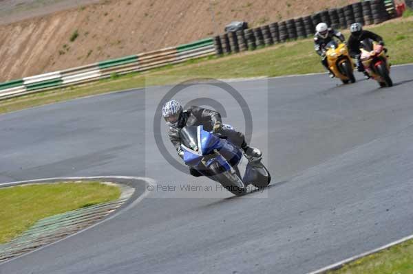 enduro digital images, endurodigitalimages, event digital images, eventdigitalimages, no limits, peter wileman photography, racing digital images, trackday digital images, trackday photos, vmcc banbury run