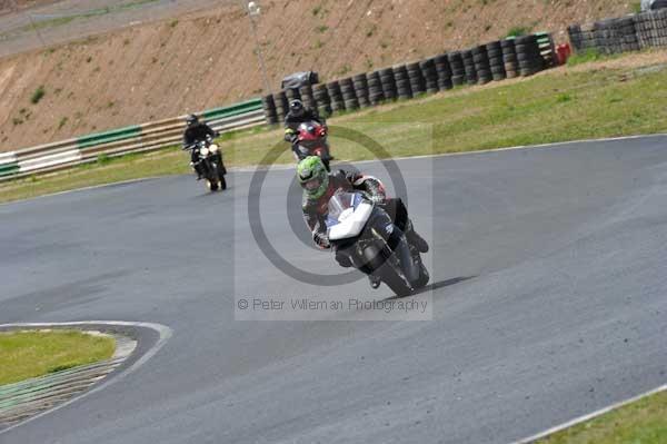 enduro digital images, endurodigitalimages, event digital images, eventdigitalimages, no limits, peter wileman photography, racing digital images, trackday digital images, trackday photos, vmcc banbury run