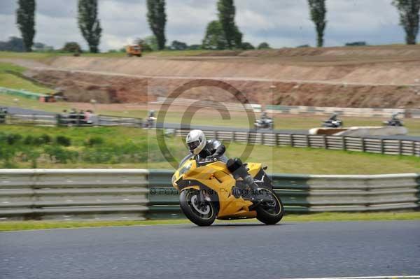 enduro digital images, endurodigitalimages, event digital images, eventdigitalimages, no limits, peter wileman photography, racing digital images, trackday digital images, trackday photos, vmcc banbury run