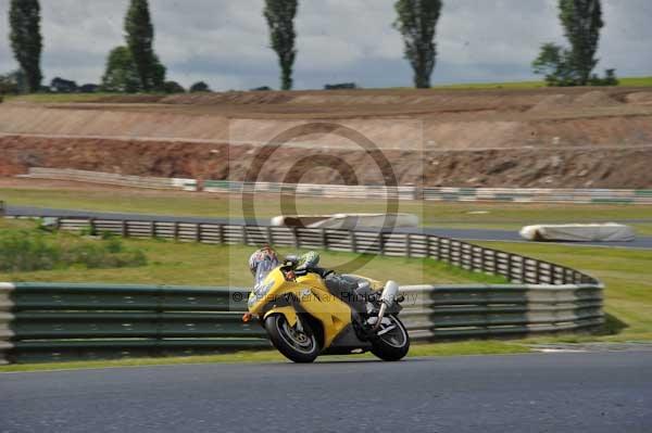 enduro digital images, endurodigitalimages, event digital images, eventdigitalimages, no limits, peter wileman photography, racing digital images, trackday digital images, trackday photos, vmcc banbury run