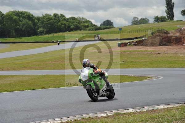 enduro digital images, endurodigitalimages, event digital images, eventdigitalimages, no limits, peter wileman photography, racing digital images, trackday digital images, trackday photos, vmcc banbury run