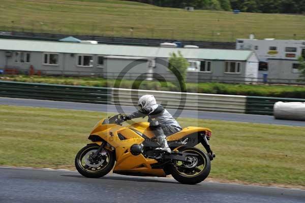 enduro digital images, endurodigitalimages, event digital images, eventdigitalimages, no limits, peter wileman photography, racing digital images, trackday digital images, trackday photos, vmcc banbury run