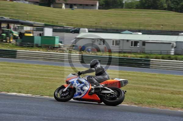 enduro digital images, endurodigitalimages, event digital images, eventdigitalimages, no limits, peter wileman photography, racing digital images, trackday digital images, trackday photos, vmcc banbury run