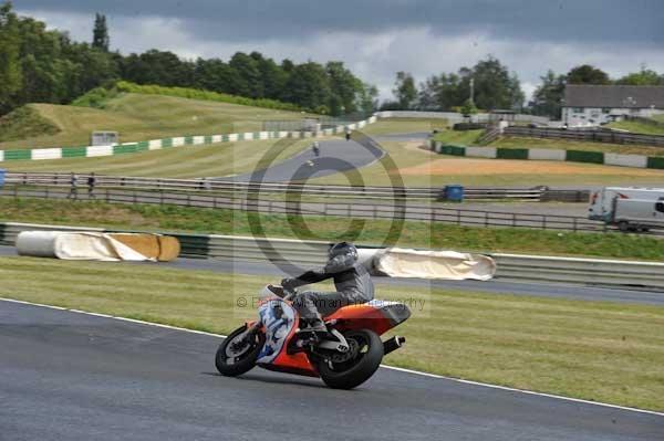 enduro digital images, endurodigitalimages, event digital images, eventdigitalimages, no limits, peter wileman photography, racing digital images, trackday digital images, trackday photos, vmcc banbury run