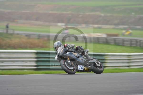 Mallory park Leicestershire;Mallory park photographs;Motorcycle action photographs;event digital images;eventdigitalimages;mallory park;no limits trackday;peter wileman photography;trackday;trackday digital images;trackday photos