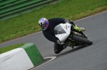 Mallory-park-Leicestershire;Mallory-park-photographs;Motorcycle-action-photographs;event-digital-images;eventdigitalimages;mallory-park;no-limits-trackday;peter-wileman-photography;trackday;trackday-digital-images;trackday-photos