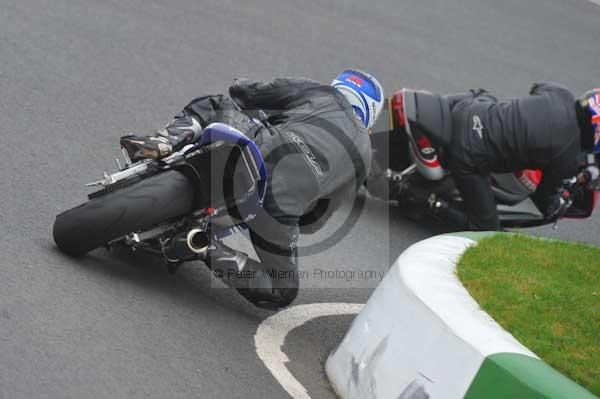 Mallory park Leicestershire;Mallory park photographs;Motorcycle action photographs;event digital images;eventdigitalimages;mallory park;no limits trackday;peter wileman photography;trackday;trackday digital images;trackday photos