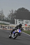 Mallory-park-Leicestershire;Mallory-park-photographs;Motorcycle-action-photographs;event-digital-images;eventdigitalimages;mallory-park;no-limits-trackday;peter-wileman-photography;trackday;trackday-digital-images;trackday-photos