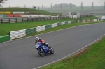 Mallory-park-Leicestershire;Mallory-park-photographs;Motorcycle-action-photographs;event-digital-images;eventdigitalimages;mallory-park;no-limits-trackday;peter-wileman-photography;trackday;trackday-digital-images;trackday-photos