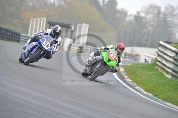 Mallory park Leicestershire;Mallory park photographs;Motorcycle action photographs;event digital images;eventdigitalimages;mallory park;no limits trackday;peter wileman photography;trackday;trackday digital images;trackday photos