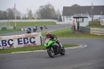 Mallory-park-Leicestershire;Mallory-park-photographs;Motorcycle-action-photographs;event-digital-images;eventdigitalimages;mallory-park;no-limits-trackday;peter-wileman-photography;trackday;trackday-digital-images;trackday-photos