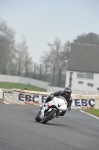 Mallory-park-Leicestershire;Mallory-park-photographs;Motorcycle-action-photographs;event-digital-images;eventdigitalimages;mallory-park;no-limits-trackday;peter-wileman-photography;trackday;trackday-digital-images;trackday-photos