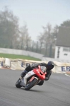 Mallory-park-Leicestershire;Mallory-park-photographs;Motorcycle-action-photographs;event-digital-images;eventdigitalimages;mallory-park;no-limits-trackday;peter-wileman-photography;trackday;trackday-digital-images;trackday-photos