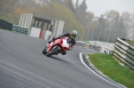 Mallory-park-Leicestershire;Mallory-park-photographs;Motorcycle-action-photographs;event-digital-images;eventdigitalimages;mallory-park;no-limits-trackday;peter-wileman-photography;trackday;trackday-digital-images;trackday-photos