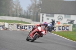 Mallory-park-Leicestershire;Mallory-park-photographs;Motorcycle-action-photographs;event-digital-images;eventdigitalimages;mallory-park;no-limits-trackday;peter-wileman-photography;trackday;trackday-digital-images;trackday-photos