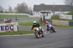 Mallory-park-Leicestershire;Mallory-park-photographs;Motorcycle-action-photographs;event-digital-images;eventdigitalimages;mallory-park;no-limits-trackday;peter-wileman-photography;trackday;trackday-digital-images;trackday-photos